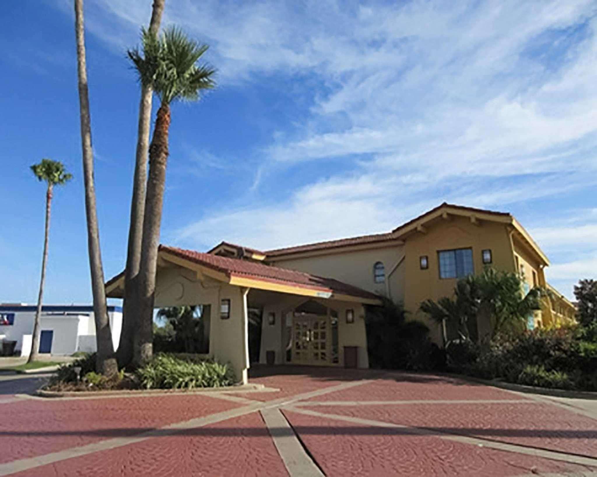 Quality Inn Harlingen Exterior photo